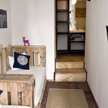 Victoria Poshtel Bucharest 호스텔 외부 사진