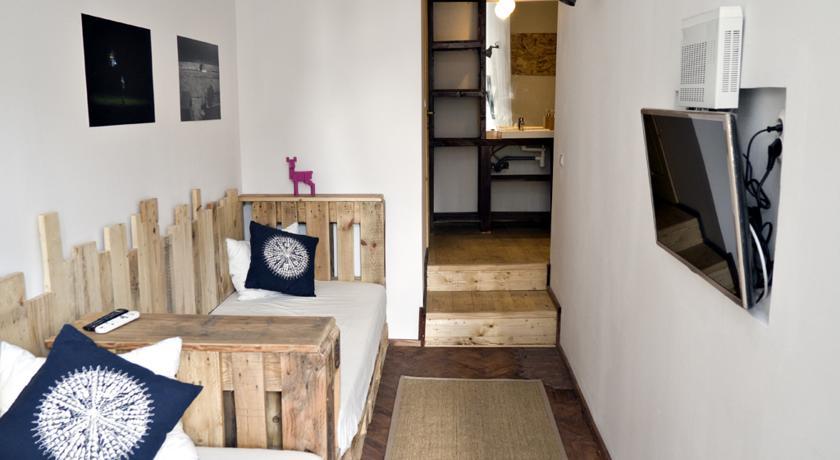 Victoria Poshtel Bucharest 호스텔 외부 사진