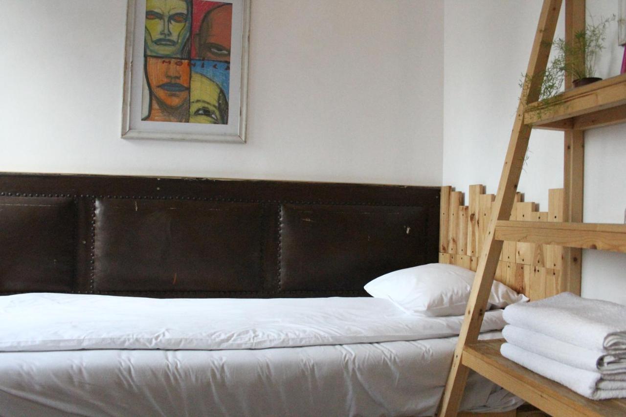 Victoria Poshtel Bucharest 호스텔 외부 사진