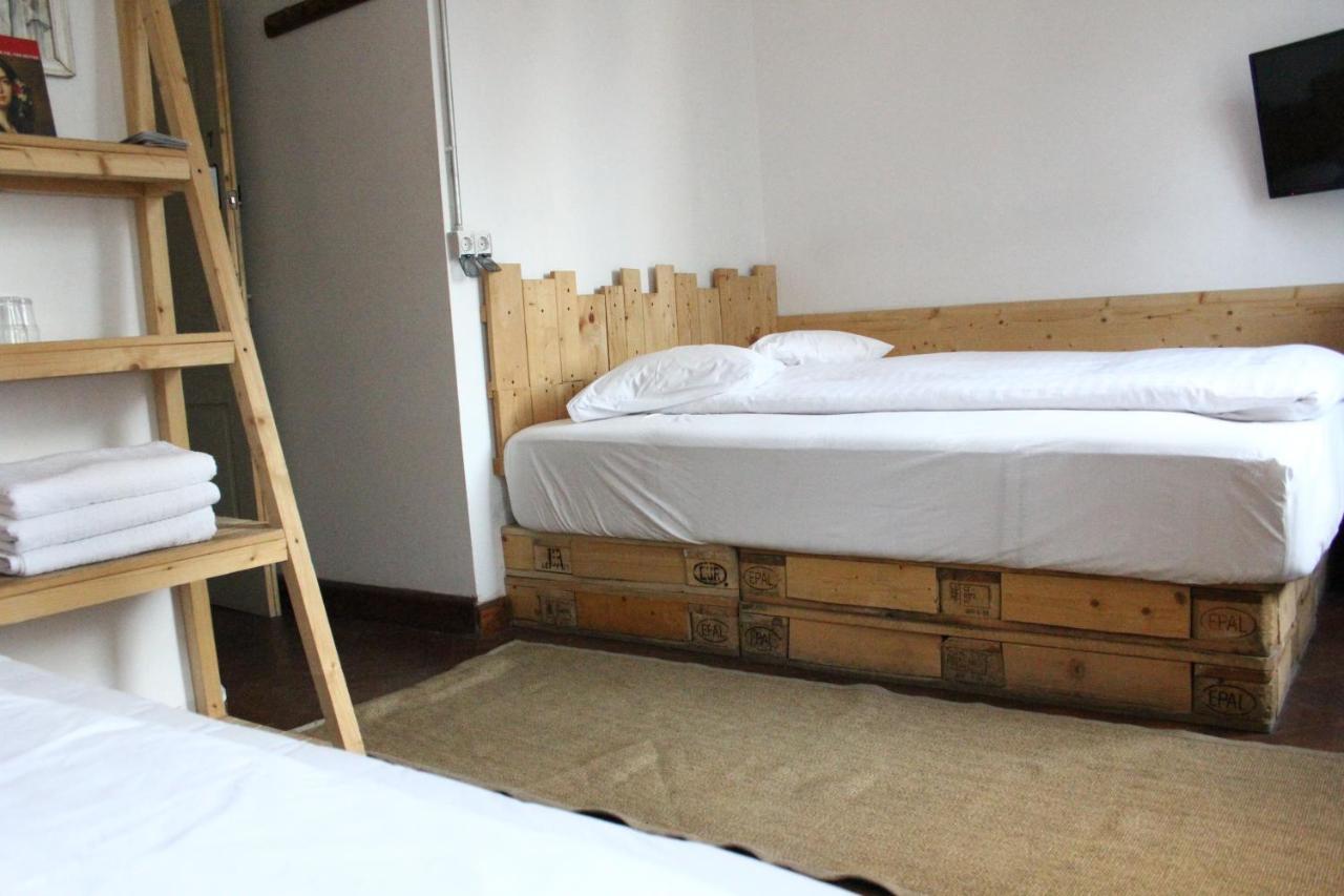 Victoria Poshtel Bucharest 호스텔 외부 사진